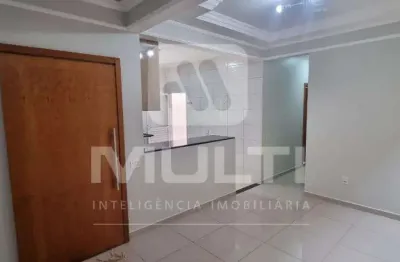 Casa com 3 quartos à venda no Jardim Europa, Uberlândia 