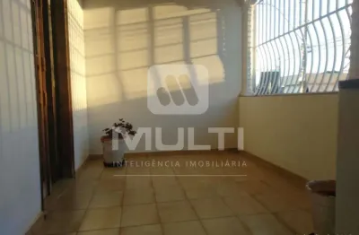 Casa comercial à venda no Centro, Uberlândia 