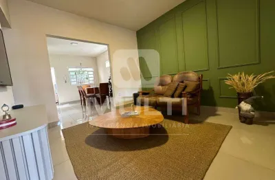 Casa com 4 quartos à venda no Centro, Uberlândia 