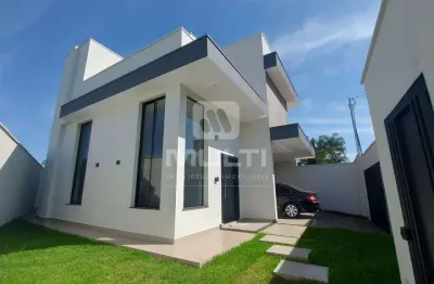 Casa com 3 quartos à venda no Jardim Colina, Uberlândia 