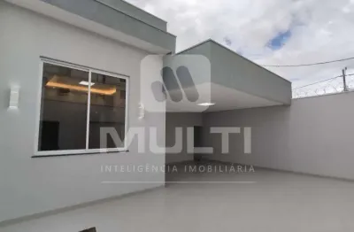 Casa com 3 quartos à venda no Novo Mundo, Uberlândia 