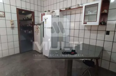 Casa com 3 quartos à venda no Vigilato Pereira, Uberlândia 