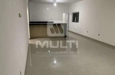 Casa com 3 quartos à venda no Jardim Botânico, Uberlândia 