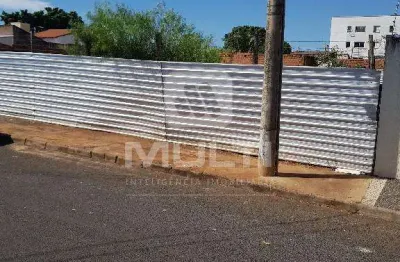Terreno comercial à venda no Santa Mônica, Uberlândia 