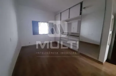Casa com 3 quartos à venda no Umuarama, Uberlândia 
