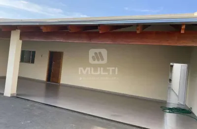 Casa com 2 quartos à venda no Jardim Europa, Uberlândia 