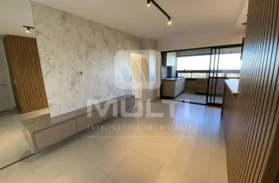 Apartamento com 3 quartos para alugar no Jardim Sul, Uberlândia 