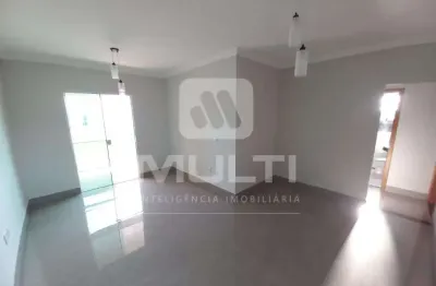 Apartamento com 3 quartos para alugar no Brasil, Uberlândia 