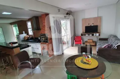 Casa em condomínio fechado com 4 quartos à venda em Saraiva, Uberlândia 