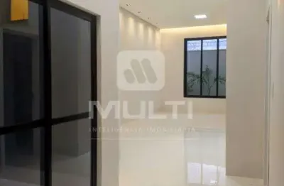 Casa com 3 quartos à venda em Laranjeiras, Uberlândia 