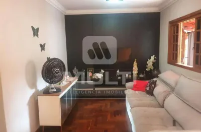 Casa com 3 quartos à venda no Pacaembu, Uberlândia 