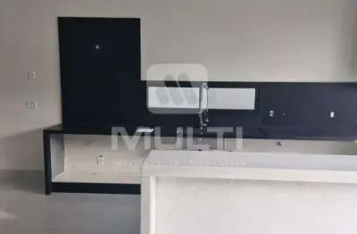 Casa em condomínio fechado com 3 quartos à venda em Laranjeiras, Uberlândia 