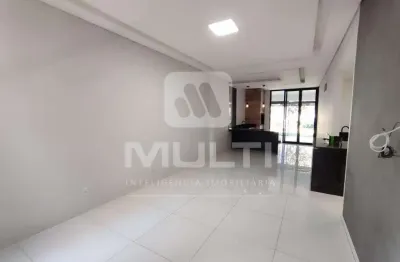 Casa com 4 quartos à venda no Santa Mônica, Uberlândia 
