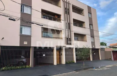 Apartamento com 3 quartos para alugar no Brasil, Uberlândia 