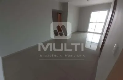 Apartamento com 3 quartos para alugar no Centro, Uberlândia 
