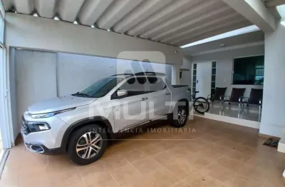 Casa com 4 quartos à venda no Vigilato Pereira, Uberlândia 