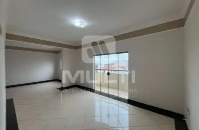 Apartamento com 3 quartos para alugar na Nossa Senhora Aparecida, Uberlândia 