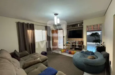 Casa com 2 quartos à venda no Santa Mônica, Uberlândia 