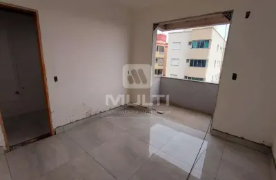 Cobertura com 3 quartos à venda no Santa Mônica, Uberlândia 