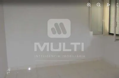 Apartamento com 3 quartos para alugar no Martins, Uberlândia 
