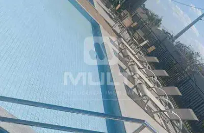 Apartamento com 2 quartos para alugar no Residencial Pequis, Uberlândia 