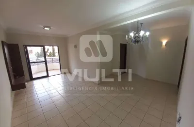 Apartamento com 3 quartos para alugar no Santa Mônica, Uberlândia 