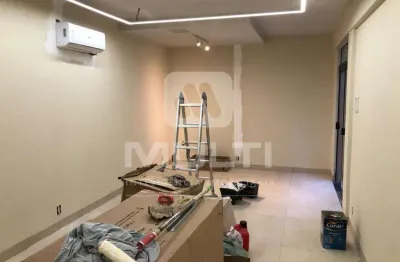 Sala comercial para alugar em Saraiva, Uberlândia 