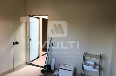 Sala comercial para alugar em Saraiva, Uberlândia 