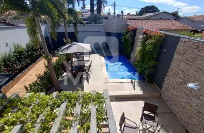 Casa com 4 quartos para alugar na Cidade Jardim, Uberlândia 