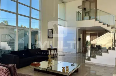 Casa com 4 quartos para alugar no Morada da Colina, Uberlândia 