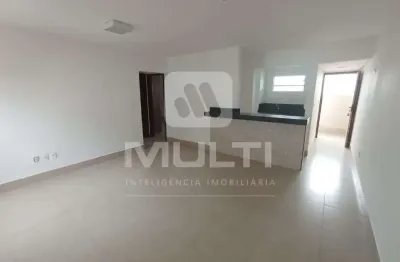 Apartamento com 2 quartos para alugar no Tibery, Uberlândia 