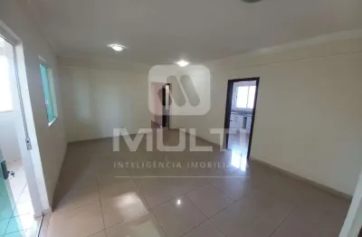 Apartamento com 3 quartos para alugar no Santa Maria, Uberlândia 