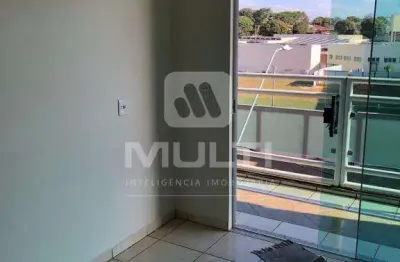Apartamento com 2 quartos para alugar no Tubalina, Uberlândia 