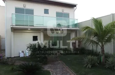 Casa com 4 quartos à venda no Tibery, Uberlândia 