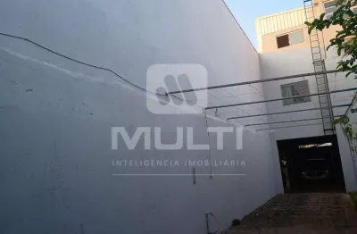 Casa com 4 quartos à venda na Nossa Senhora das Graças, Uberlândia 