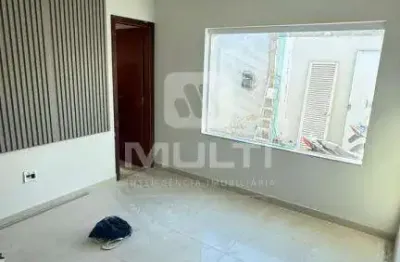 Casa com 3 quartos à venda no Santa Mônica, Uberlândia 