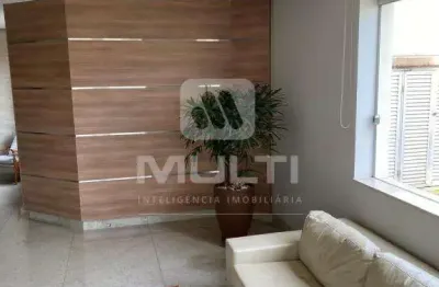 Apartamento com 3 quartos à venda no Martins, Uberlândia 