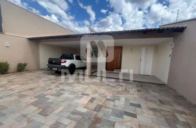 Casa com 4 quartos à venda no Brasil, Uberlândia 