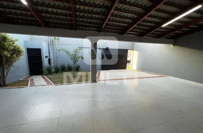 Casa com 3 quartos à venda no Martins, Uberlândia 