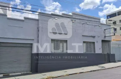 Casa comercial à venda no Centro, Uberlândia 