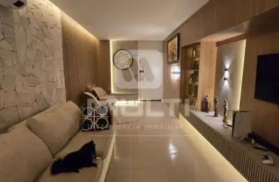 Apartamento com 3 quartos à venda no Copacabana, Uberlândia 