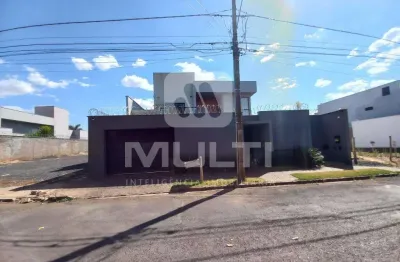 Casa com 3 quartos para alugar no Morada da Colina, Uberlândia 