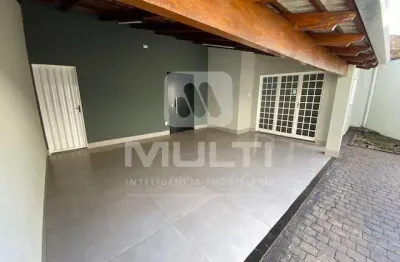 Casa comercial para alugar no Martins, Uberlândia 