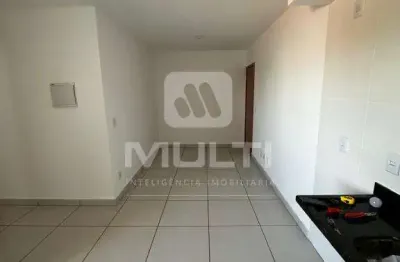 Apartamento com 2 quartos para alugar no Chácaras Tubalina, Uberlândia 