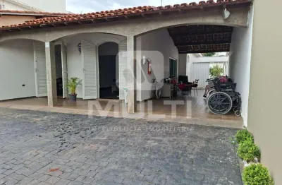Casa comercial à venda no Daniel Fonseca, Uberlândia 