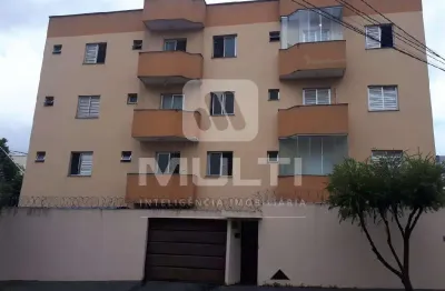 Apartamento com 2 quartos para alugar no Santa Mônica, Uberlândia 