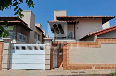 Apartamento com 2 quartos para alugar no Umuarama, Uberlândia 