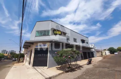 Apartamento com 3 quartos para alugar no Tubalina, Uberlândia 