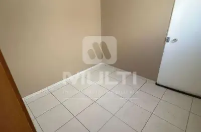 Apartamento com 2 quartos para alugar no Santa Mônica, Uberlândia 