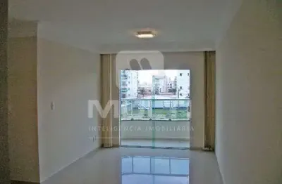 Apartamento com 3 quartos para alugar no Jardim Finotti, Uberlândia 
